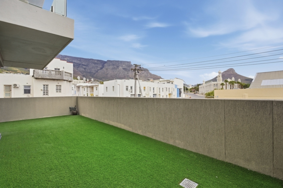 2 Bedroom Property for Sale in Zonnebloem Western Cape